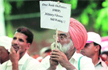 OROP row: Parrikar to meet ex-servicemen ahead of their meeting with PM